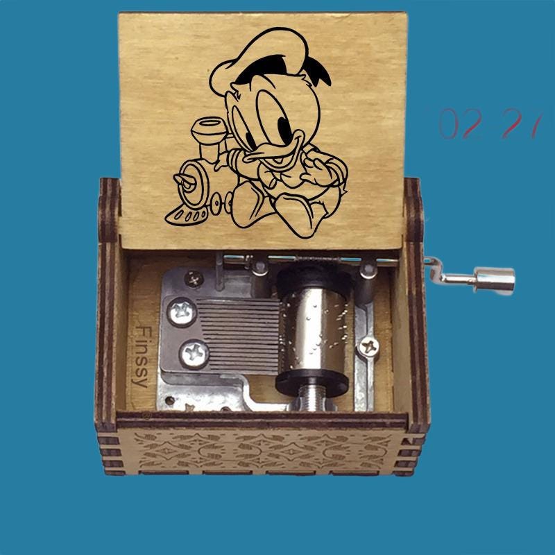 Donald Duck Classic Hand-Crank Music Box - Gracias Collectibles