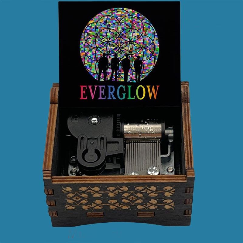 Popular Song “Everglow” Classic Hand-Crank Music Box - Gracias Collectibles